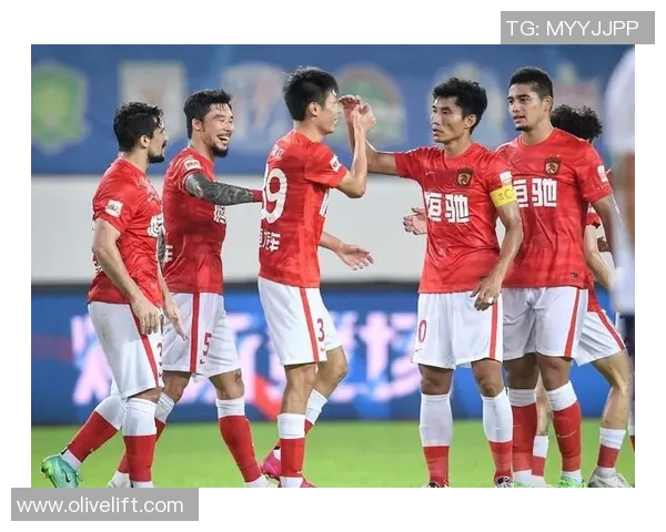 广州足球队配合策略分析及其对比赛表现的影响探讨